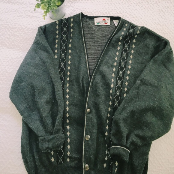 Vintage Cardigan - Picture 2 of 4